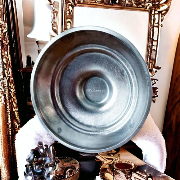 1970's Pair of Wm A Rogers by Oneida 6” Silver Plate Candle Holders - Picture 4 of 6